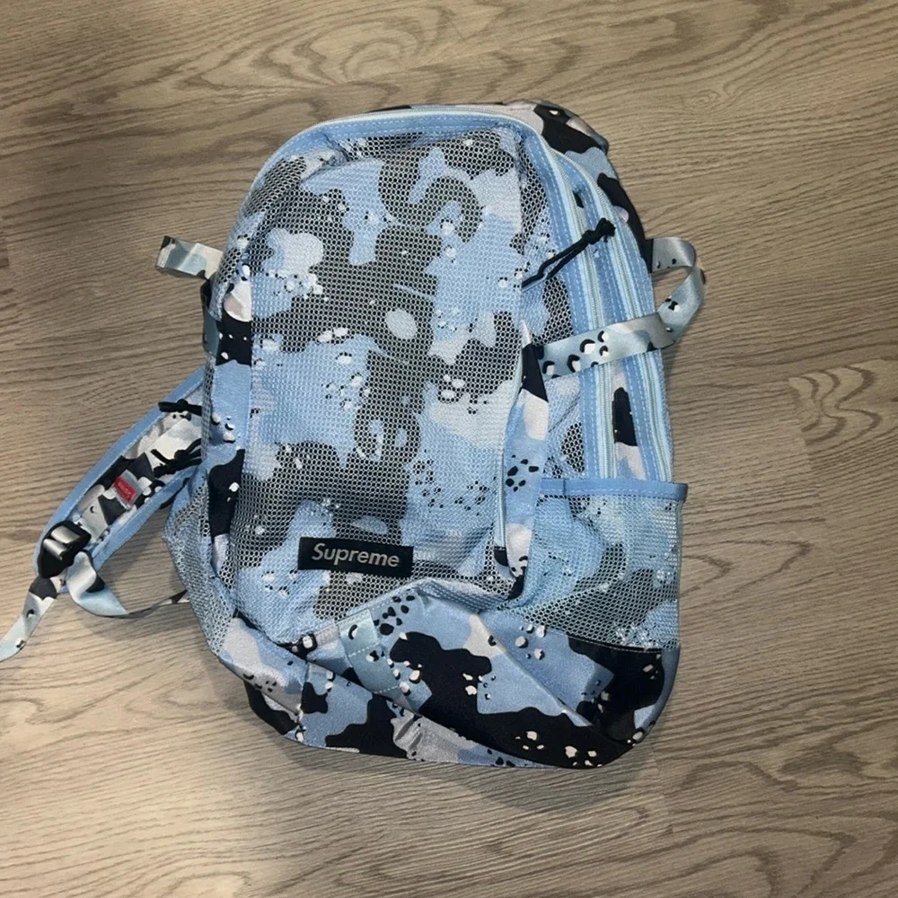 Supreme backpack - Picture 1 of 2